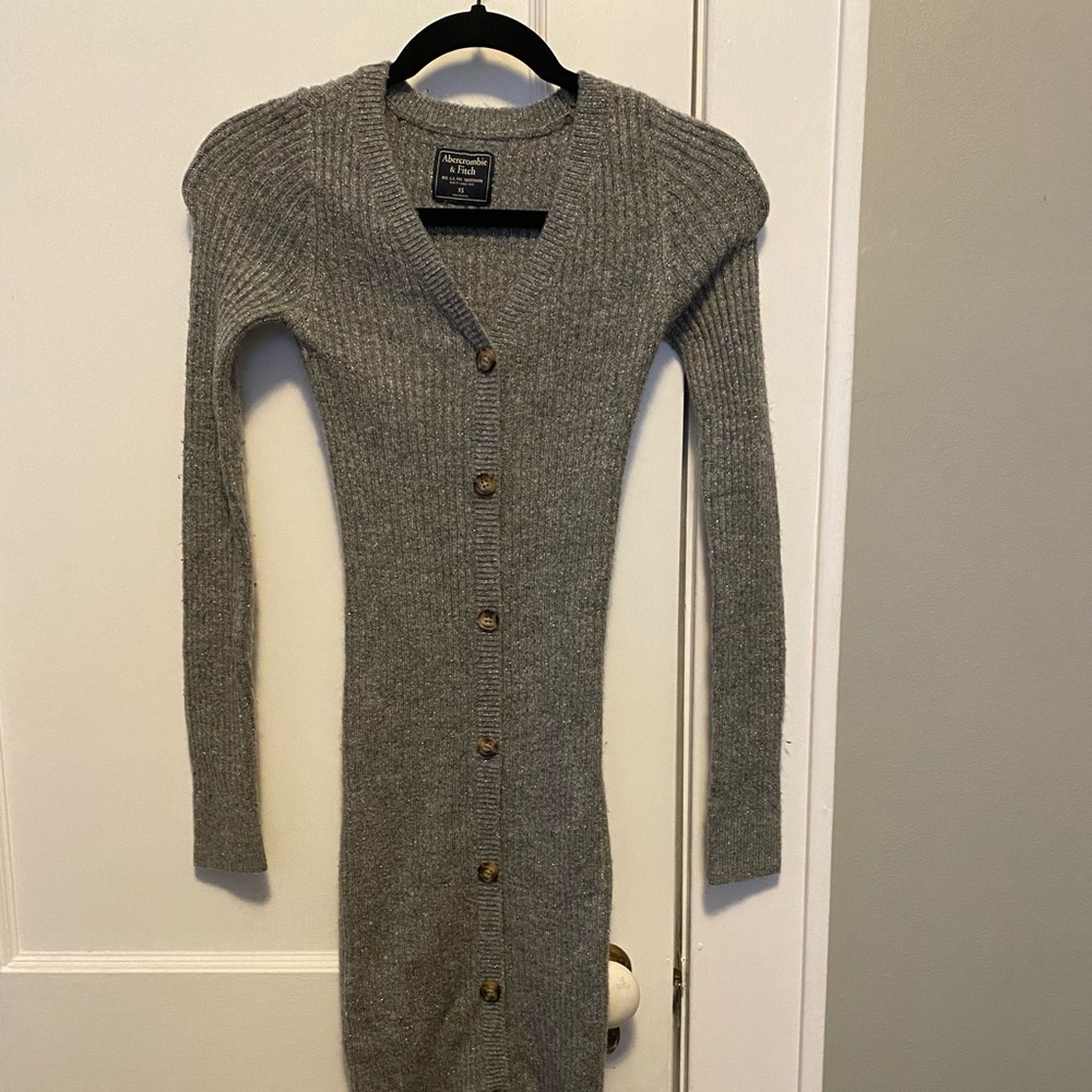 Form fitted Sweater Dress
